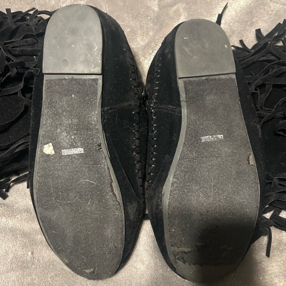 Bamboo Fringe Boots - Picture 5 of 5